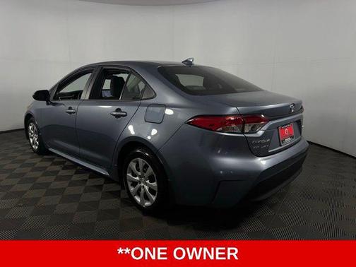 Celestite 2025 Toyota Corolla LE