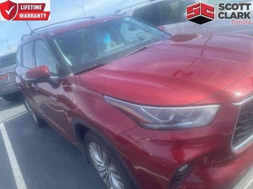2020 Toyota Highlander Hybrid Platinum