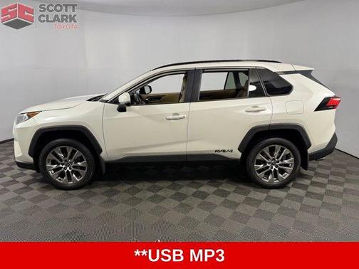 2021 Toyota RAV4 XLE Premium