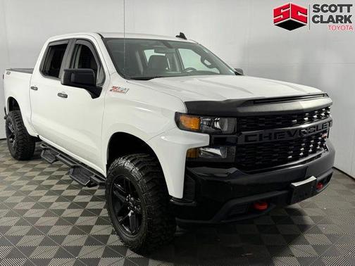 Summit White 2021 Chevrolet Silverado 1500 Custom Trail Boss