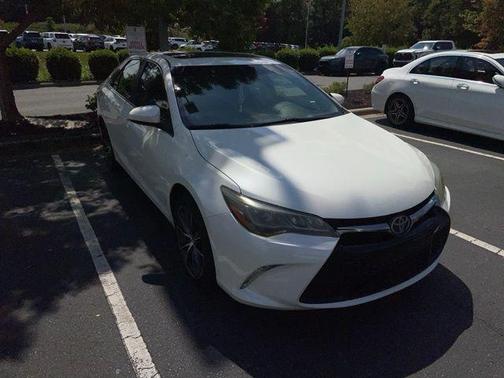 2016 Toyota Camry XSE