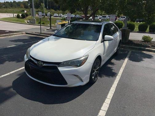 2016 Toyota Camry XSE