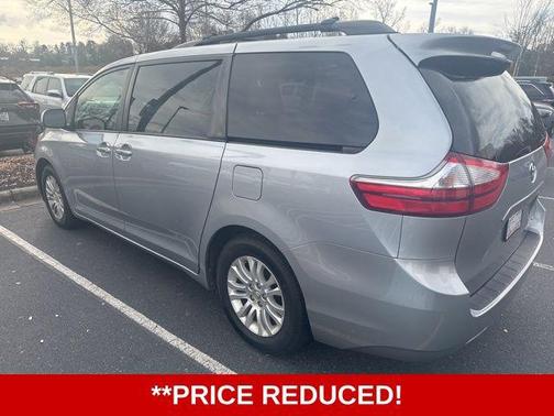 2015 Toyota Sienna XLE