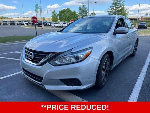 White 2018 Nissan Altima 2.5 SL