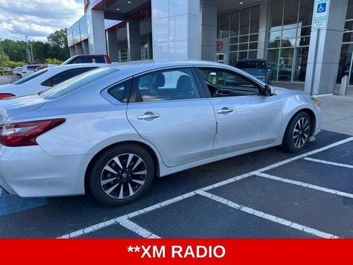 White 2018 Nissan Altima 2.5 SL