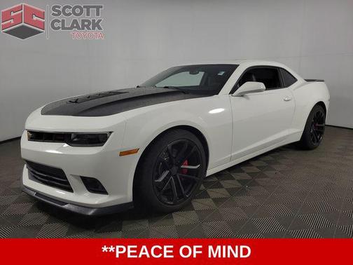 Summit White 2015 Chevrolet Camaro 2SS