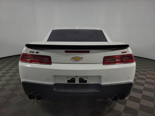 Summit White 2015 Chevrolet Camaro 2SS