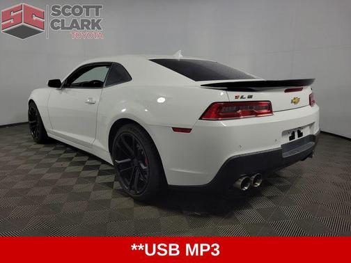 Summit White 2015 Chevrolet Camaro 2SS