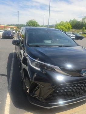 Midnight Black Metallic 2021 Toyota Sienna XSE 7 Passenger