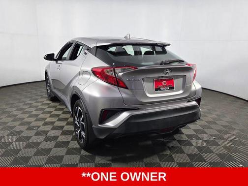 Silver Knockout Metallic 2018 Toyota C-HR XLE Premium