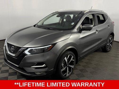 Gun Metallic 2022 Nissan Rogue Sport SL