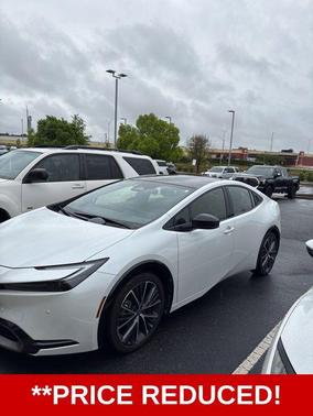 Wind Chill Pearl 2024 Toyota Prius XLE