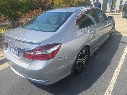 2017 Honda Accord Sport SE