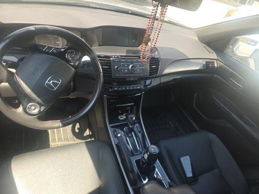 2017 Honda Accord Sport SE
