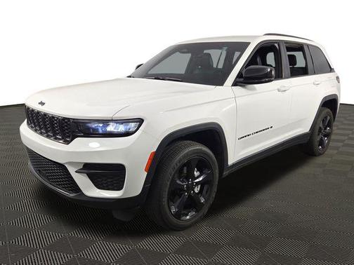 2023 Jeep Grand Cherokee Altitude