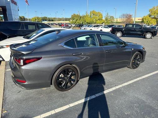 2022 Lexus ES 350 F Sport