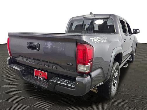 2017 Toyota Tacoma TRD Sport