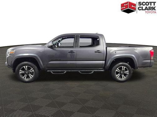 2017 Toyota Tacoma TRD Sport