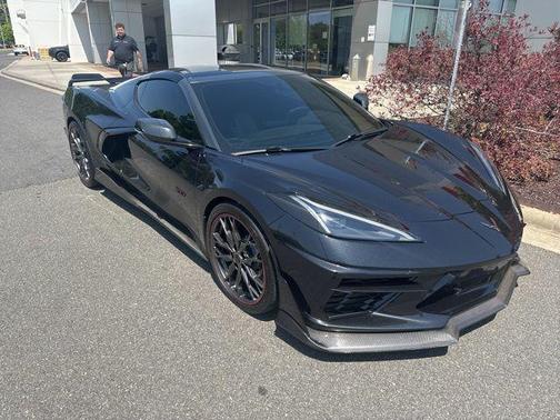 Carbon Flash Metallic 2023 Chevrolet Corvette Stingray w/3LT