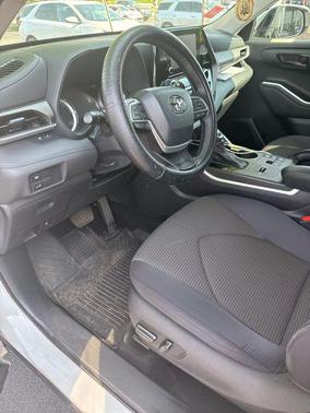 2023 Toyota Highlander Hybrid LE