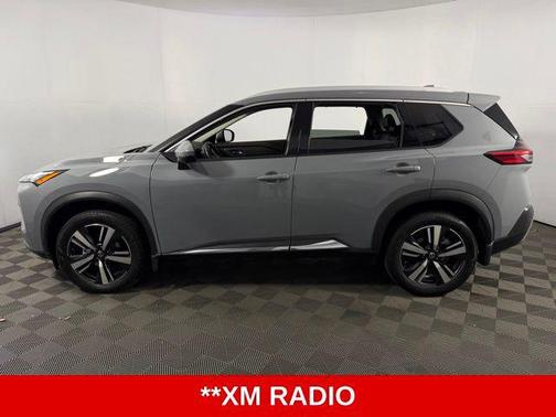 Boulder Gray Pearl 2021 Nissan Rogue SL