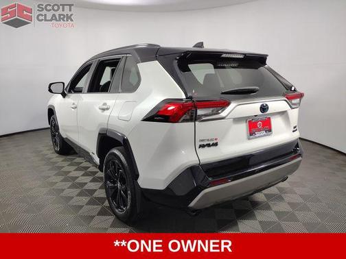 2023 Toyota RAV4 Hybrid SE