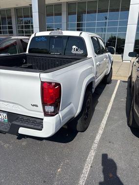 2022 Toyota Tacoma SR5