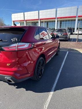 2021 Ford Edge ST