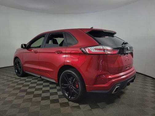 2021 Ford Edge ST