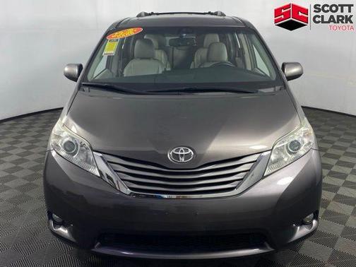Predawn Gray Mica 2017 Toyota Sienna XLE Premium