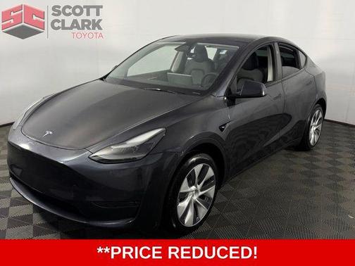 Solid Black 2024 Tesla Model Y Long Range Single Motor Rear-Wheel Drive