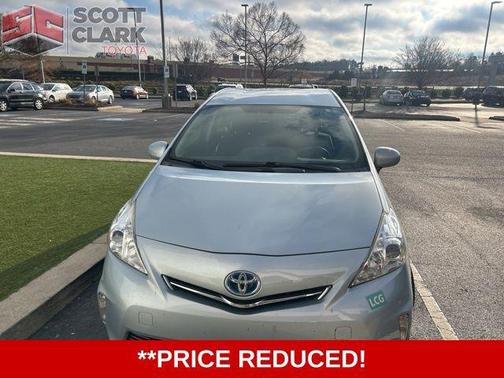 2014 Toyota Prius v Three