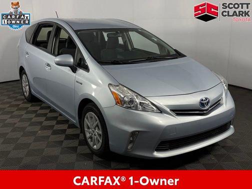 2014 Toyota Prius v Three