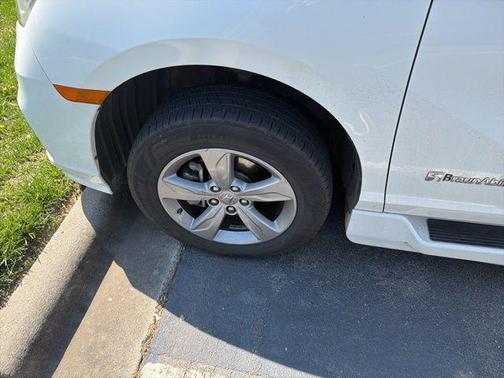 2019 Honda Odyssey HANDICAP VAN