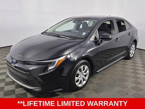 2024 Toyota Corolla Hybrid SE