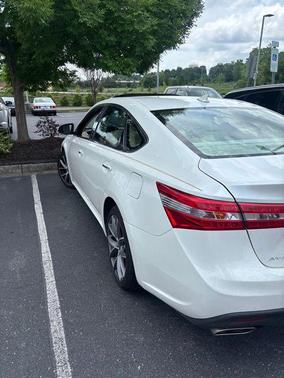 Blizzard Pearl 2013 Toyota Avalon Limited