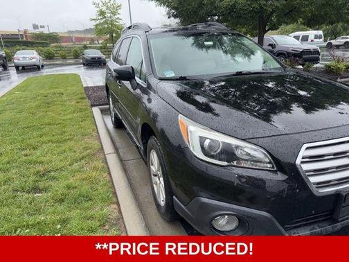 Crystal White Pearl 2016 Subaru Outback 2.5i Premium