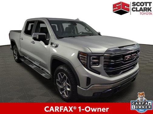 2022 GMC Sierra 1500 SLT