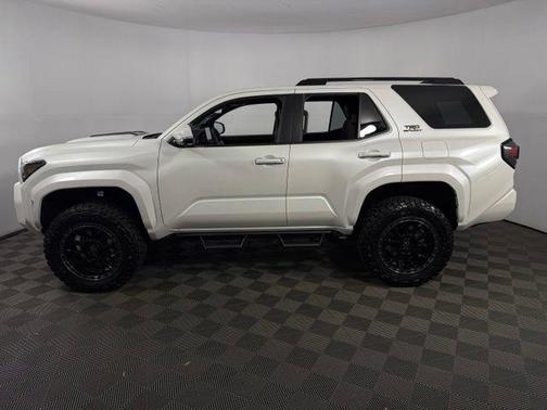 Wind Chill Pearl 2026 Toyota 4Runner TRD Sport Premium
