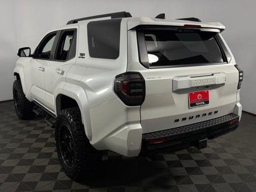 Wind Chill Pearl 2026 Toyota 4Runner TRD Sport Premium