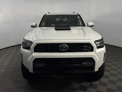 Wind Chill Pearl 2026 Toyota 4Runner TRD Sport Premium