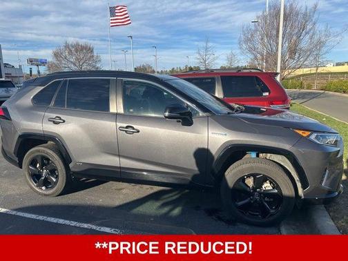 2019 Toyota RAV4 Hybrid SE