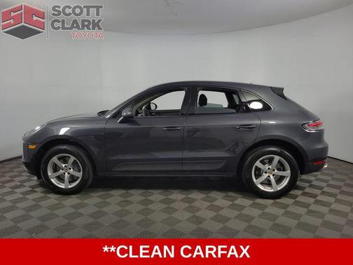 Volcano Grey Metallic 2021 Porsche Macan Macan Sport Edition