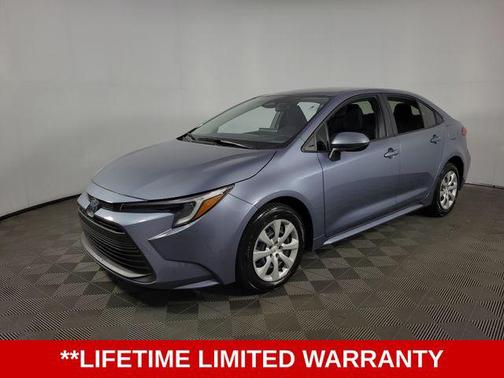 Celestite 2025 Toyota Corolla Hybrid SE