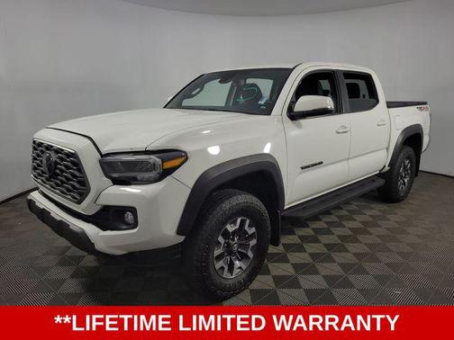Ice Cap 2023 Toyota Tacoma TRD Sport