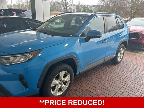 2020 Toyota RAV4 XLE