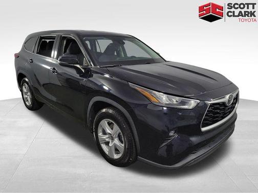 2020 Toyota Highlander LE