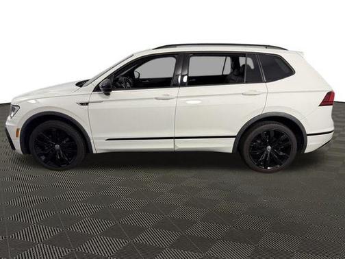 2020 Volkswagen Tiguan 2.0T SE R-Line Black