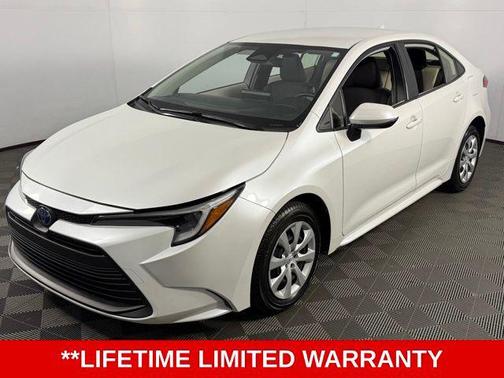 2024 Toyota Corolla Hybrid SE