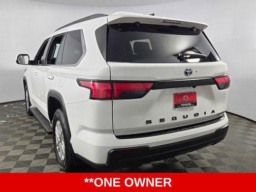 2025 Toyota Sequoia SR5